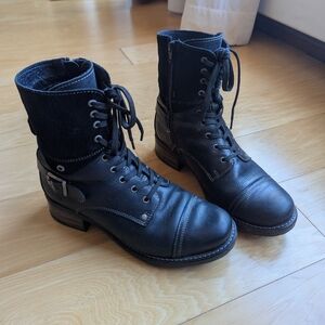 Taos Crave Black Boots Size 8